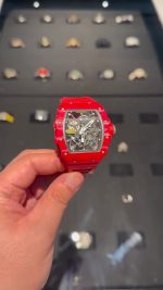 RM3502 Red Replica - Image 3