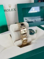 Rolex Cosmograph Daytona Oyster Yellow Gold Green Dial 116508-0013 Replica - Image 11