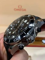 Seamaster Diver 300m CHRONOGRAPH Black 44mm - Image 4