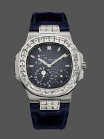 Patek Philippe Nautilus Moon Phases Black 5724G 001 40mm