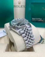 Rolex Datejust 41 Green Dial Oystersteel and White Gold Men's Watch 126334 - Image 8