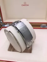 Seamaster Diver 300m Blue / Grey 42mm - Image 10