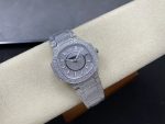 Patek Philippe Nautilus Diamond 5711 40mm & 35mm Replica Watch - Image 18