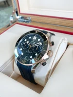 Seamaster Diver 300m CHRONOGRAPH Sedna™ Gold Black 44mm - Image 5