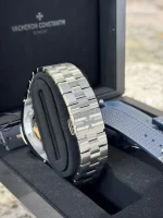 Vacheron Constantin Overseas Watch Self-Winding Ref. # 4500V/110A-B128 - Image 3