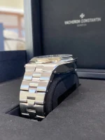 Vacheron Constantin Overseas Watch Chronograph Ref. # 5500V/110A-B481 - Image 8