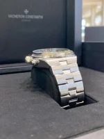 Vacheron Constantin Overseas Watch Chronograph Ref. # 5500V/110A-B481 - Image 9